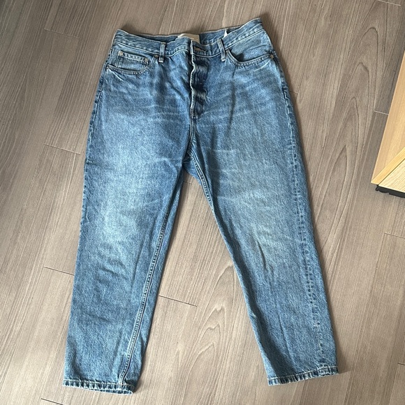 The ’90s Cheeky® Jean | Vintage Mid Blue | 26.5" Inseam Everlane - Picture 3 of 5